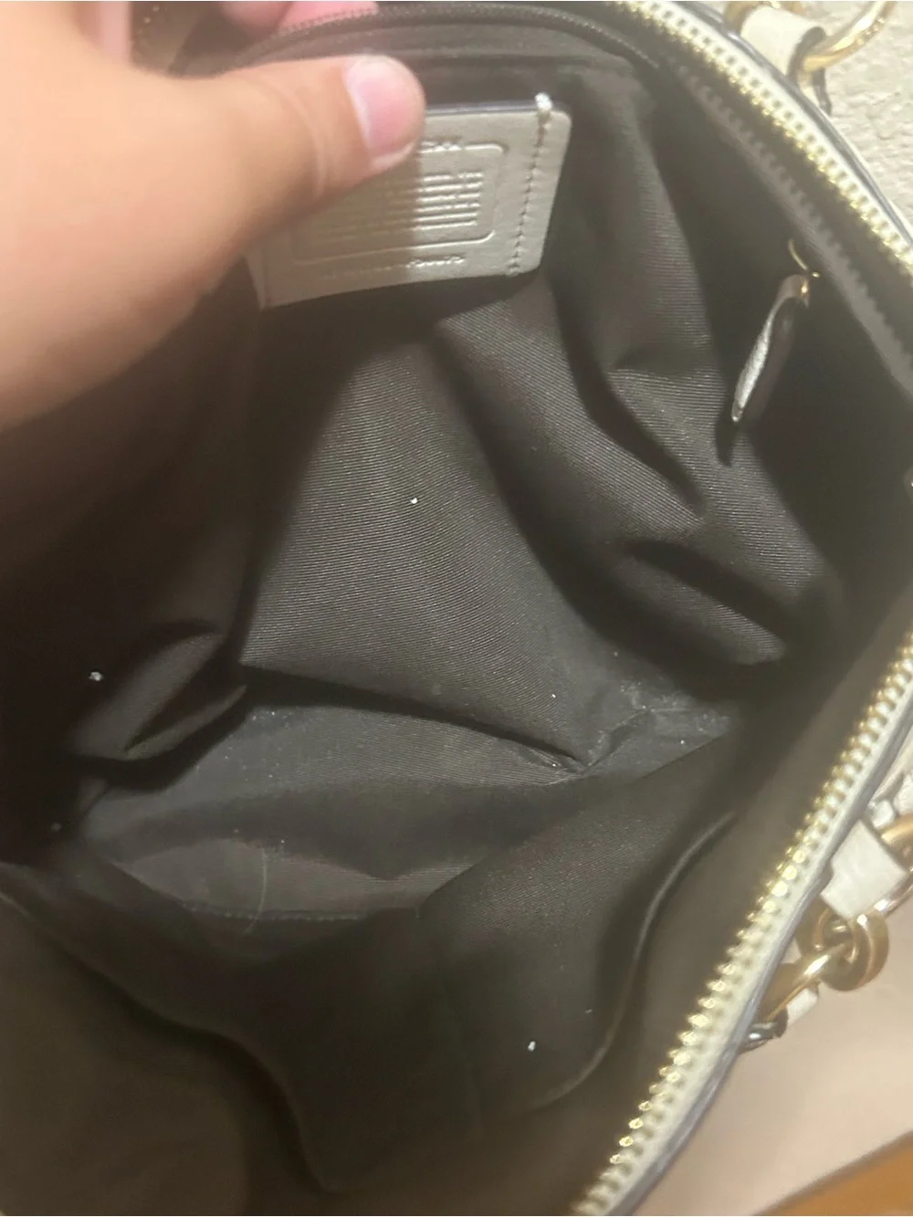 Authentic COACH Cream Pebbled Leather Crossbody Shoulder Bag with Gold Hardware